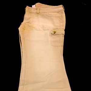 NWOT Women’s Abercrombie & Fitch Khaki Pants